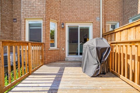 Photo 43 at 9 Stonebriar Drive, Maple, Vaughan