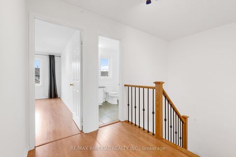 Photo 19 at 99 Islay Crescent, Maple, Vaughan