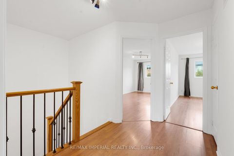 Photo 20 at 99 Islay Crescent, Maple, Vaughan