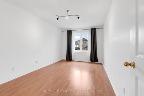 Photo 21 at 99 Islay Crescent, Maple, Vaughan