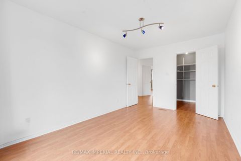 Photo 22 at 99 Islay Crescent, Maple, Vaughan