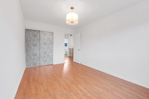 Photo 25 at 99 Islay Crescent, Maple, Vaughan