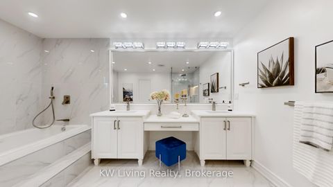 Photo 22 at 45 Chiltern Hill, Bayview Hill, Richmond Hill