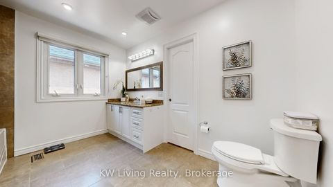 Photo 28 at 45 Chiltern Hill, Bayview Hill, Richmond Hill