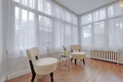 Photo 6 at 233 BORDEN Street, University, Toronto