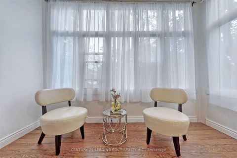 Photo 7 at 233 BORDEN Street, University, Toronto