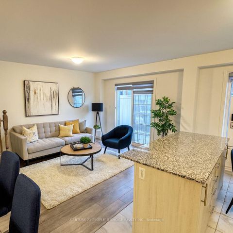 Photo 2 at 7 Silo Mews, Rural Barrie Southeast, Barrie