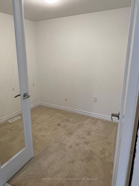 Photo 7 at 7 Silo Mews, Rural Barrie Southeast, Barrie