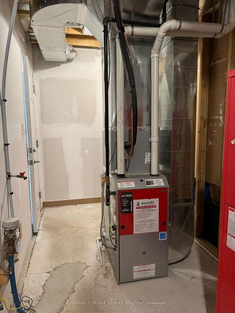 Photo 15 at 7 Silo Mews, Rural Barrie Southeast, Barrie