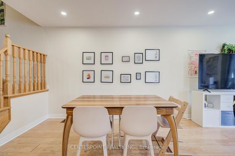 Photo 18 at 55 Amulet Crescent, Rouge Woods, Richmond Hill