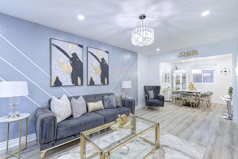 Photo 1 at 41 - 81 Brookmill Boulevard, L'Amoreaux, Toronto