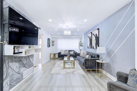 Photo 4 at 41 - 81 Brookmill Boulevard, L'Amoreaux, Toronto