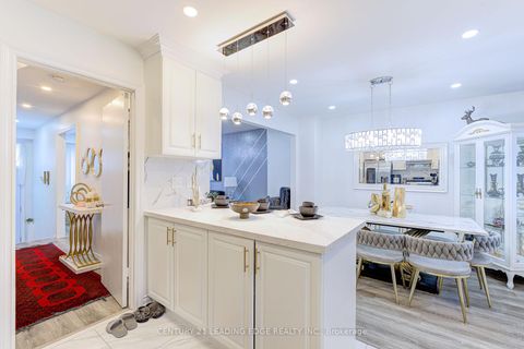 Photo 12 at 41 - 81 Brookmill Boulevard, L'Amoreaux, Toronto