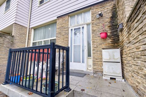 Photo 35 at 41 - 81 Brookmill Boulevard, L'Amoreaux, Toronto