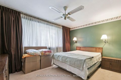Photo 26 at 27 Elfreda Boulevard, Birchmount, Toronto
