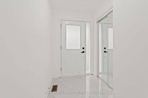 Photo 3 at 1130 Westview Terrace, WT West Oak Trails, Oakville