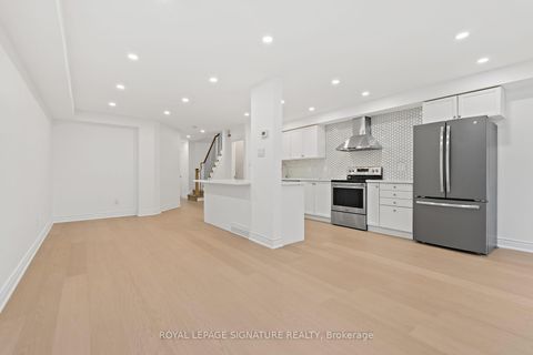 Photo 10 at 1130 Westview Terrace, WT West Oak Trails, Oakville