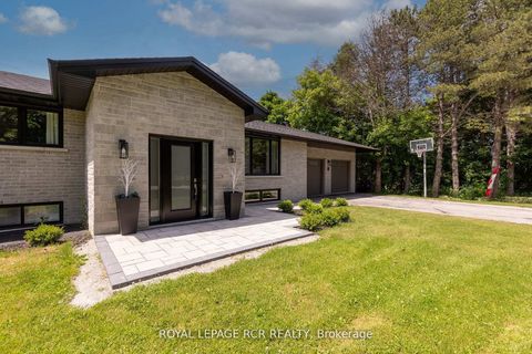 Photo 1 at 8 Cook Drive, Pottageville, King