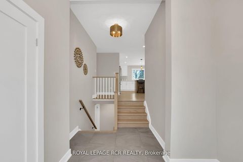 Photo 4 at 8 Cook Drive, Pottageville, King