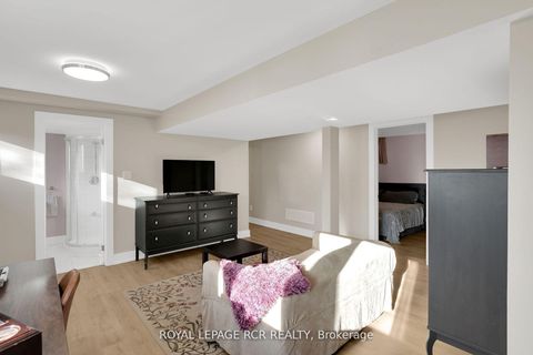 Photo 8 at 8 Cook Drive, Pottageville, King