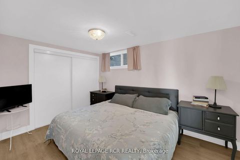 Photo 10 at 8 Cook Drive, Pottageville, King