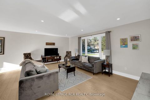 Photo 19 at 8 Cook Drive, Pottageville, King