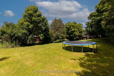 Photo 31 at 8 Cook Drive, Pottageville, King