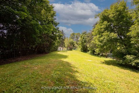 Photo 41 at 8 Cook Drive, Pottageville, King