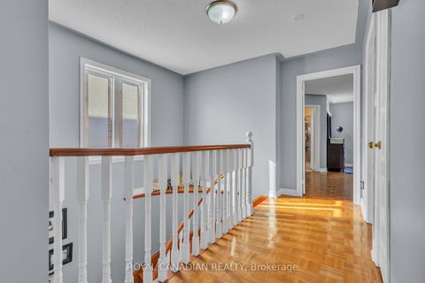 Photo 16 at 6 Mediterra Drive, Vellore Village, Vaughan