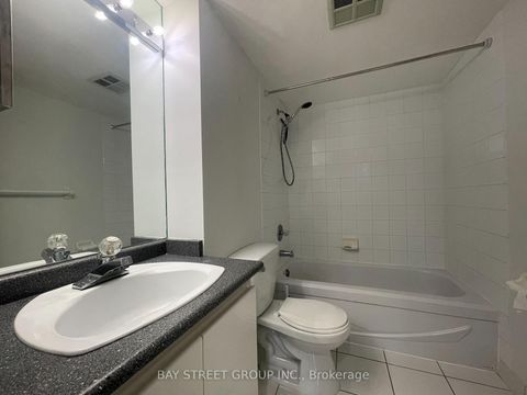 Photo 13 at 1910 - 736 Bay Street, Bay Street Corridor, Toronto