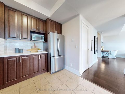 Photo 14 at 621 - 120 Homewood Avenue, North St. James Town, Toronto