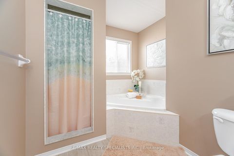 Photo 24 at 45 Bradshaw Street, Bowmanville, Clarington