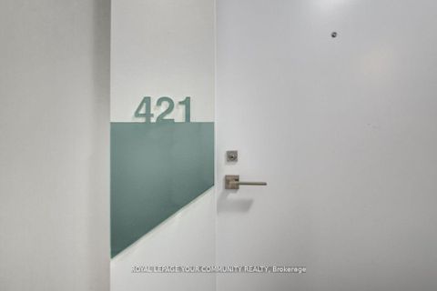 Photo 4 at 421 - 352 Front Street W, Waterfront Communities C1, Toronto