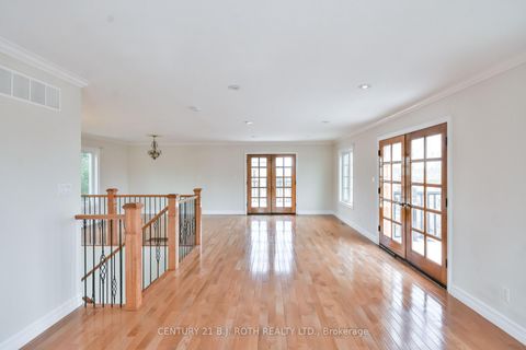 Photo 33 at 16 GRAY Lane, South Shore, Barrie