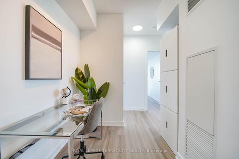 Photo 7 at 4007 - 2200 Lakeshore Boulevard W, Mimico, Toronto