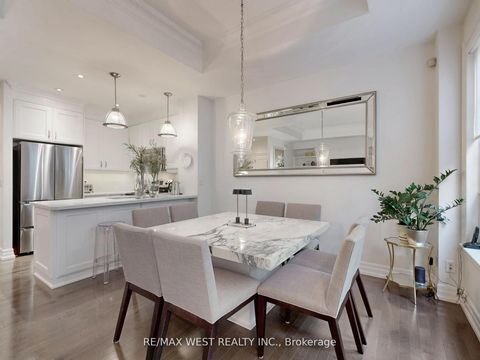 Photo 10 at Th 14 - 20 Burkebrook Place, York Mills, Toronto