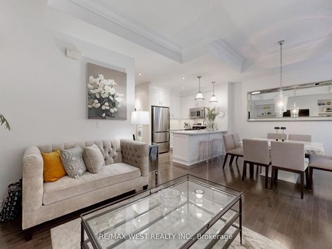 Photo 13 at Th 14 - 20 Burkebrook Place, York Mills, Toronto