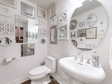 Photo 15 at Th 14 - 20 Burkebrook Place, York Mills, Toronto