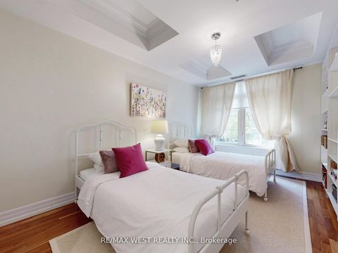 Photo 22 at Th 14 - 20 Burkebrook Place, York Mills, Toronto