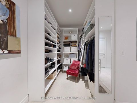 Photo 30 at Th 14 - 20 Burkebrook Place, York Mills, Toronto