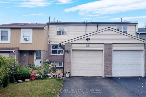Photo 0 at 28 Scotney Grove, Malvern, Toronto