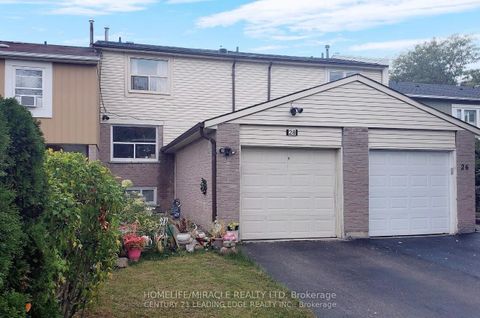 Photo 2 at 28 Scotney Grove, Malvern, Toronto