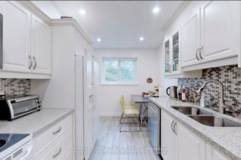 Photo 9 at 28 Scotney Grove, Malvern, Toronto