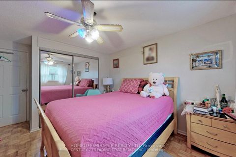 Photo 20 at 28 Scotney Grove, Malvern, Toronto