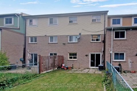 Photo 26 at 28 Scotney Grove, Malvern, Toronto