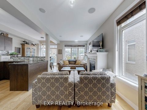 Photo 4 at 9 Samba Street, Oak Ridges, Richmond Hill