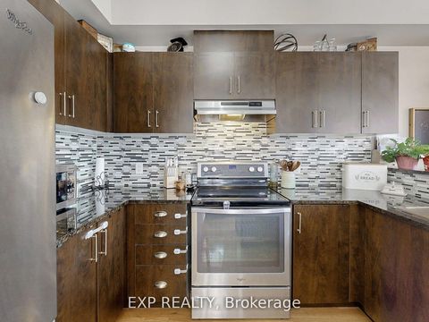 Photo 9 at 9 Samba Street, Oak Ridges, Richmond Hill