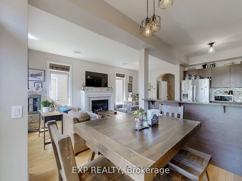 Photo 15 at 9 Samba Street, Oak Ridges, Richmond Hill