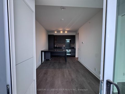 Photo 16 at 1606 - 39 Mary Street, City Centre, Barrie