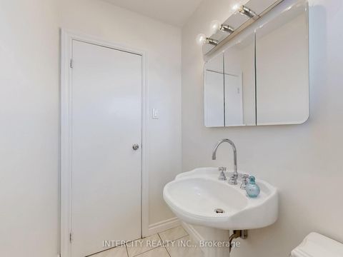 Photo 41 at 26 Donnalyn Drive, Newtonbrook West, Toronto